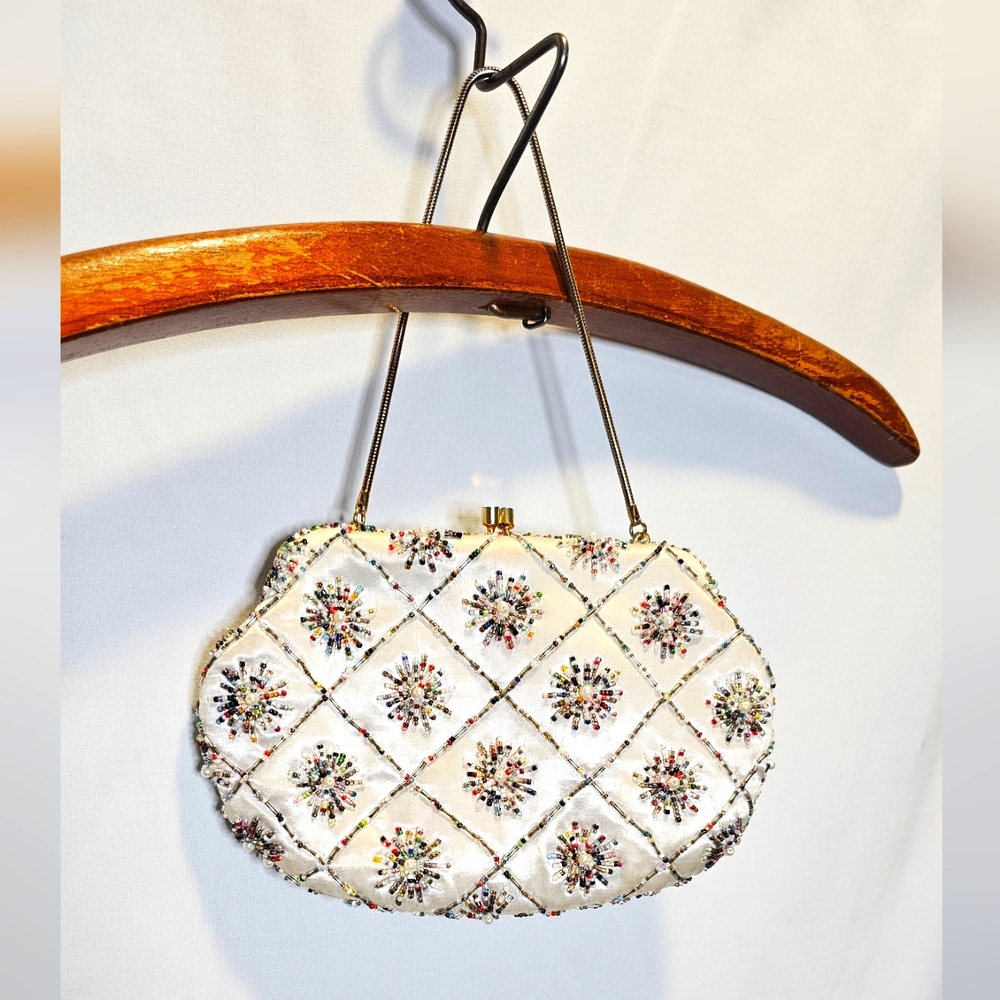Vintage Elegant White Clutch With Multicolor Beaded Sunburst